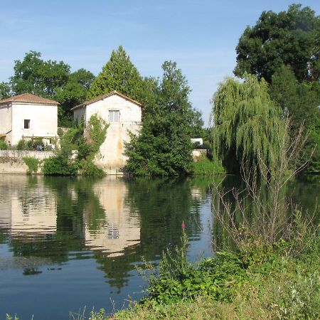 La Rive Chambre D Hotes The Riverside Retreat 雅尔纳克 外观 照片